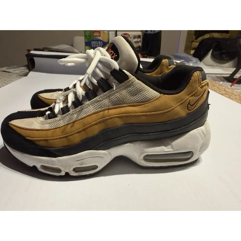 Nike Air Max 95 (GS) Low Top Tan/Black/White Kids 6.5Y CJ3906-010